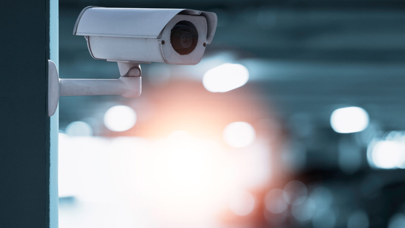 What Security Features Should You Expect From A Trusted Airport Parking Facility?