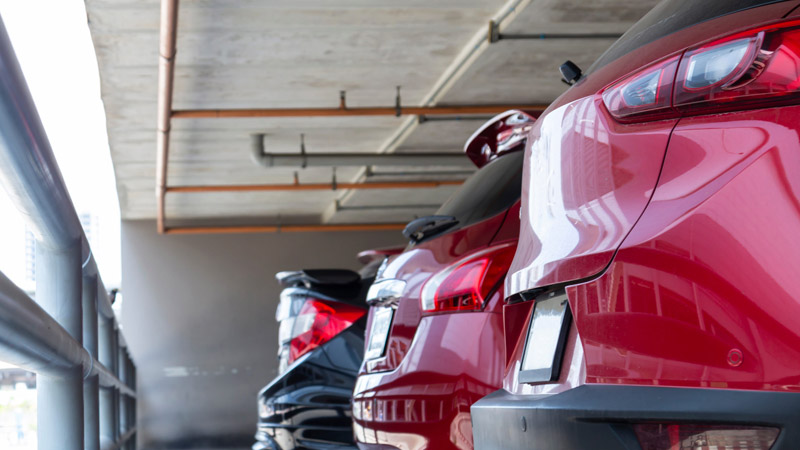 How Airport Parking Facilities Monitor Vehicles